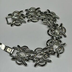 Coro panel link silver tone chunky bracelet fold and lock clasp